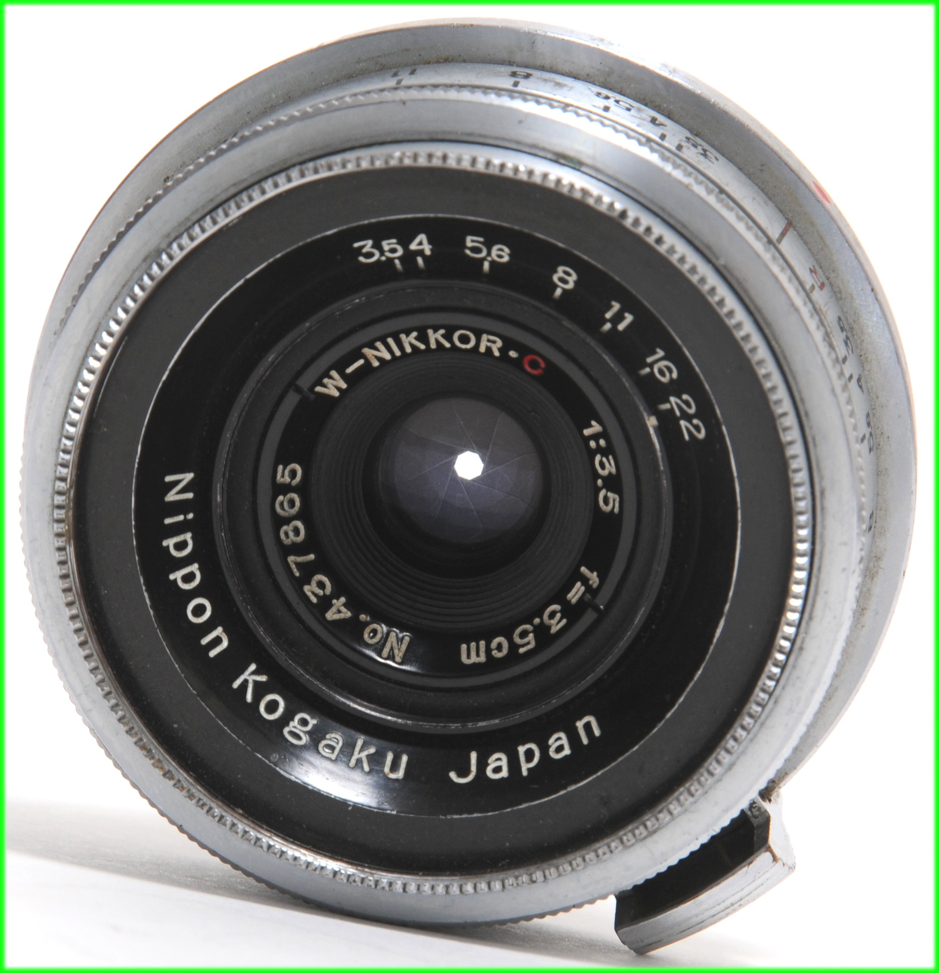Vintage Nippon Kogaku W-Nikkor C 3.5/3.5cm lens for Nikon